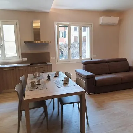 La Casa Di Anna * Gargnano