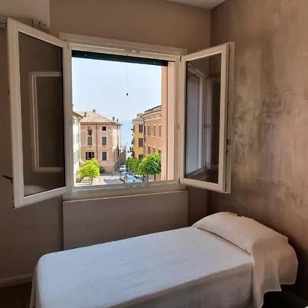 La Casa Di Anna Apartmán Gargnano
